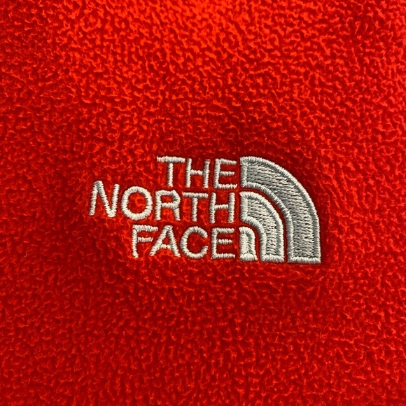 The North Face full-length zip-up fleece jacket - Size M - Picture 3 of 6